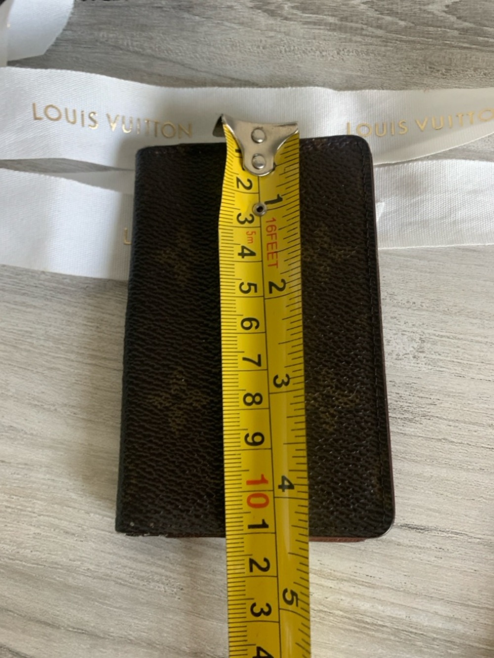 Vintage Compact Louis Vuitton card holder in dark brown monogram canvas. - Picture 12 of 12